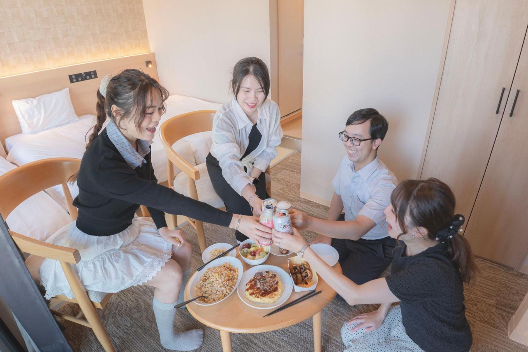 Wellstay Shinsekai Wakyo Осака Экстерьер фото